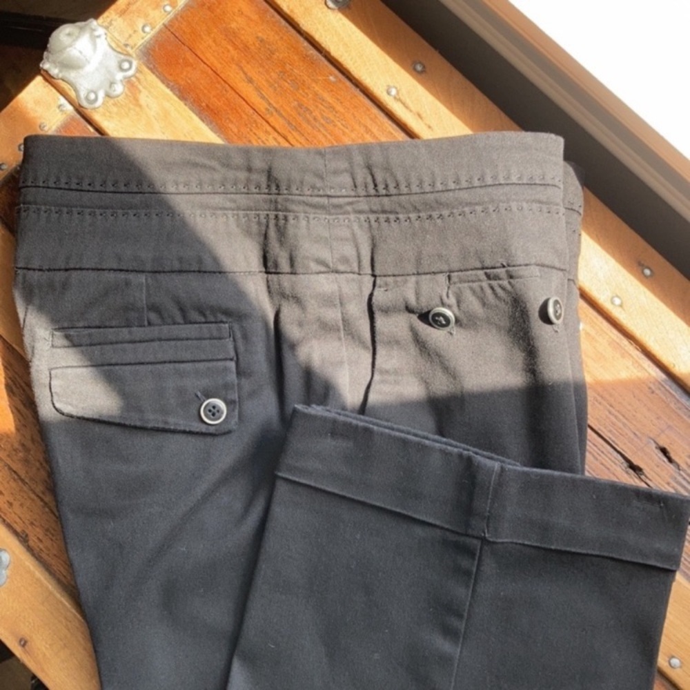 Larry Levine Stretch Capris - Picture 10 of 10